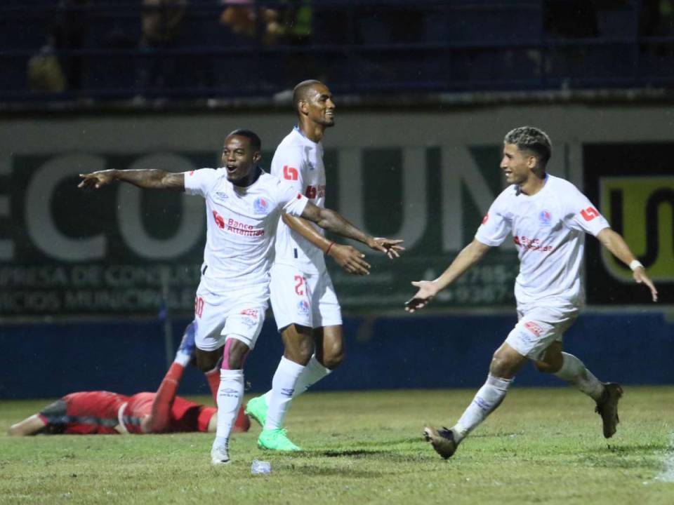 Olimpia remonta y logra triunfo sobre el Olancho FC en el Brevé