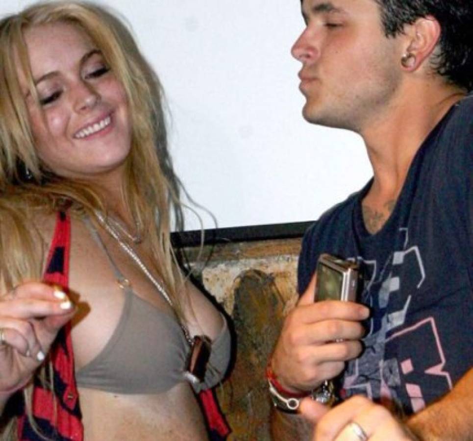 Lindsay Lohan celebra sus 28 años entre escándalos y adicciones