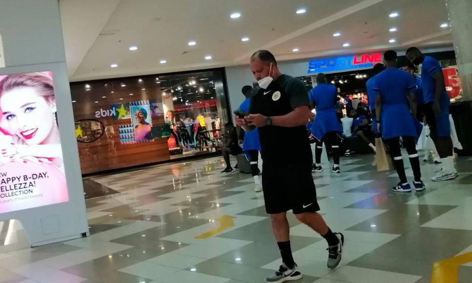 Curazao pasea por San Pedro Sula; Honduras aún no regresa (FOTOS)