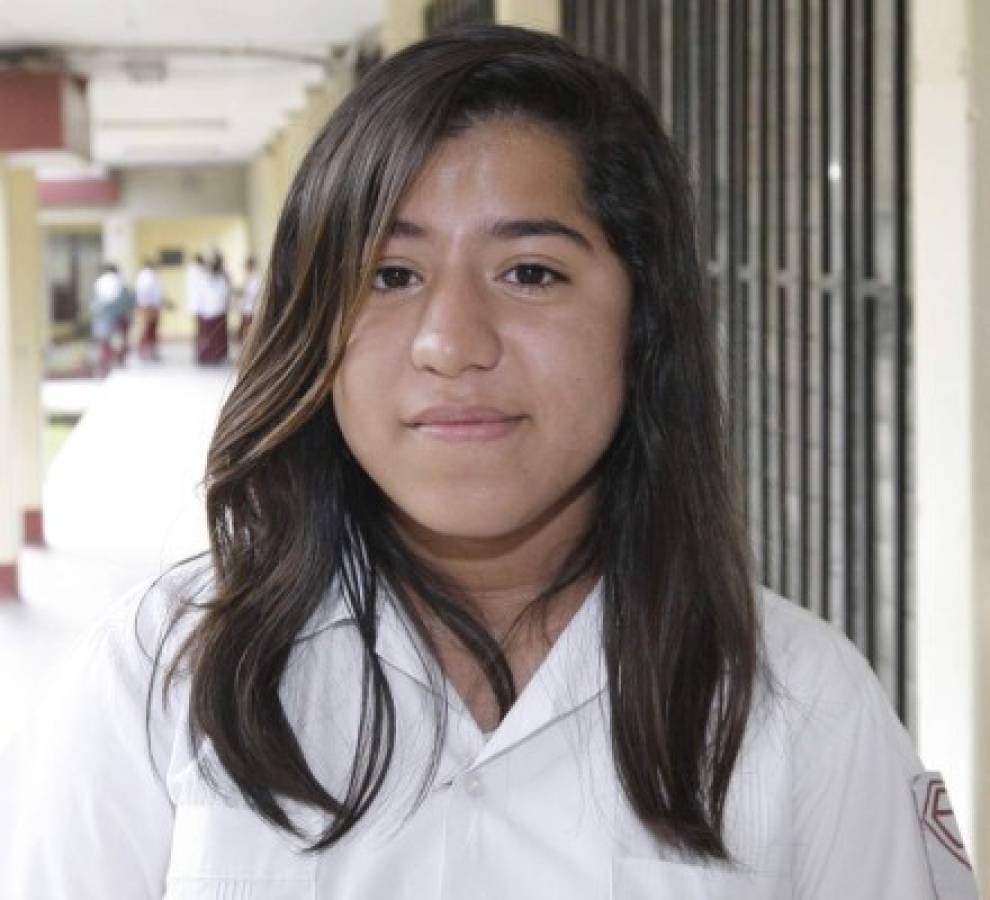 El 29 de noviembre se graduarán los últimos maestros de primaria