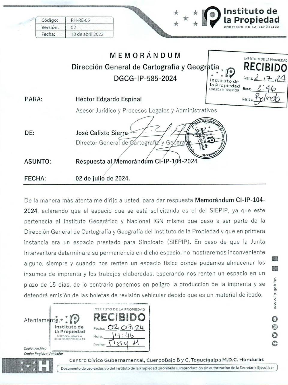 En este oficio el exdirector de Cartografía y Geografía del IP solicita que el sindicato desocupe el espacio físico que comparten, ya que consideran que no permite un buen funcionamiento.