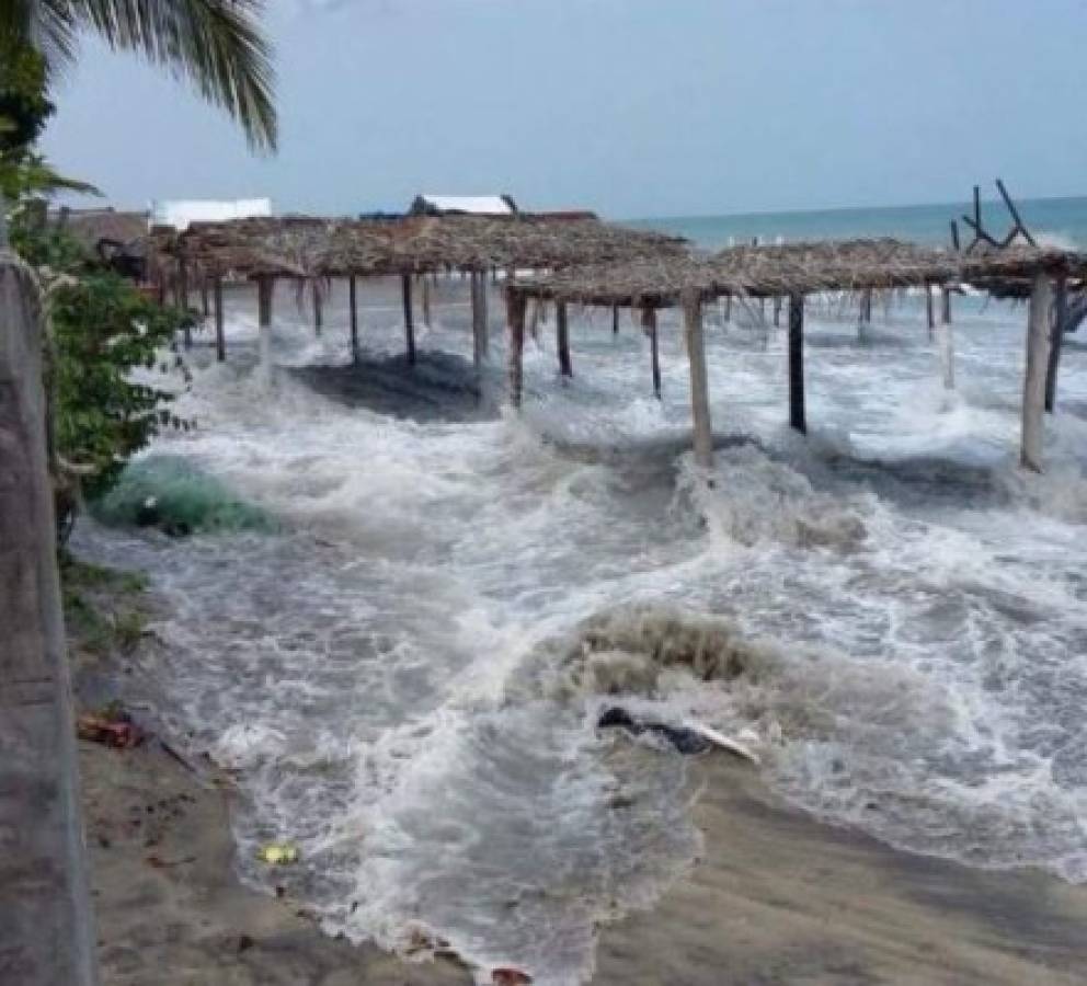 Alto oleaje en costas del Pacífico panameño y guatemalteco