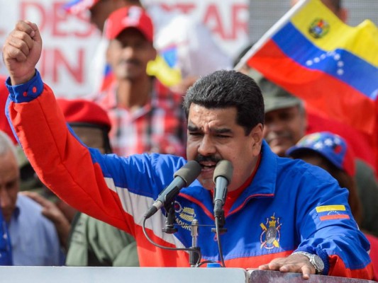 '¡Pa'l carajo!': Maduro celebra retiro de Venezuela de la OEA