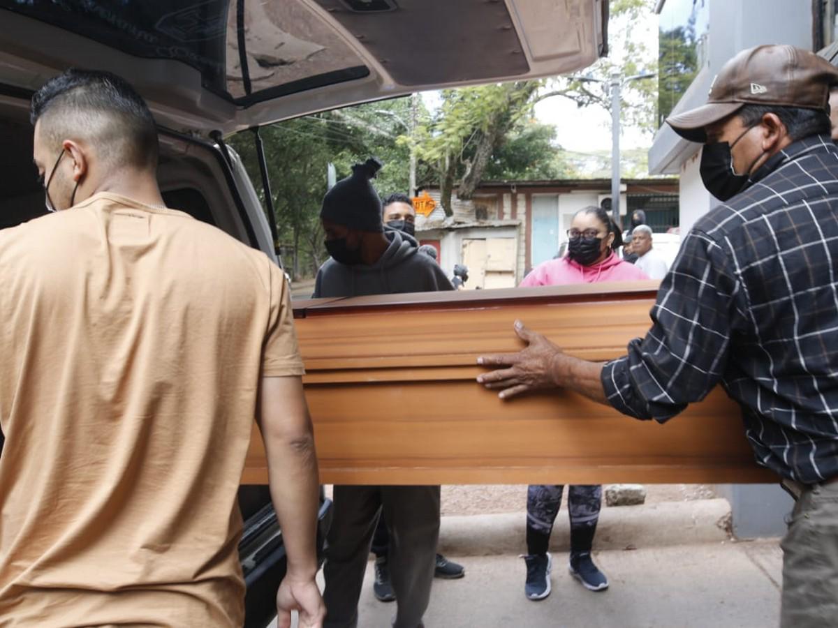 A su casa y frente a su familia llegan a matar a hombre en Río Abajo