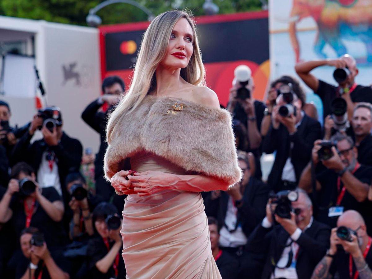 Angelina Jolie, una diva en la alfombra roja de Venecia